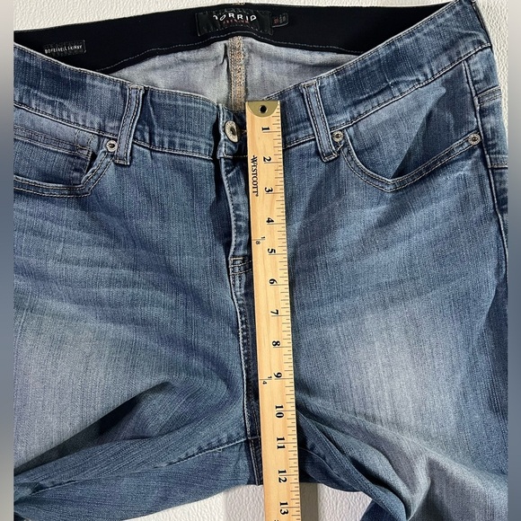 Torrid Bombshell Skinny Premium Stretch High-Rise Crop Jeans Size 18 - Picture 5 of 10